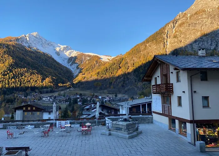 Con 3 Da Letto In Centro * Courmayeur