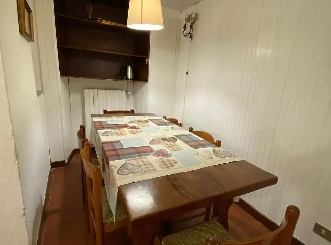 Con 3 Da Letto In Centro Apartment