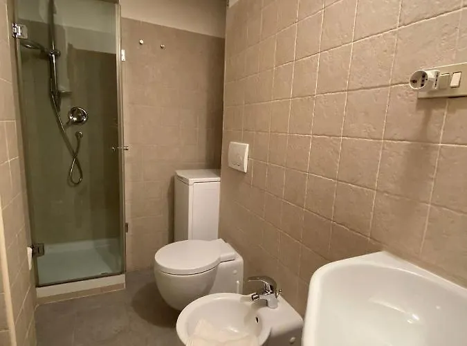 Con 3 Da Letto In Centro Апартаменты